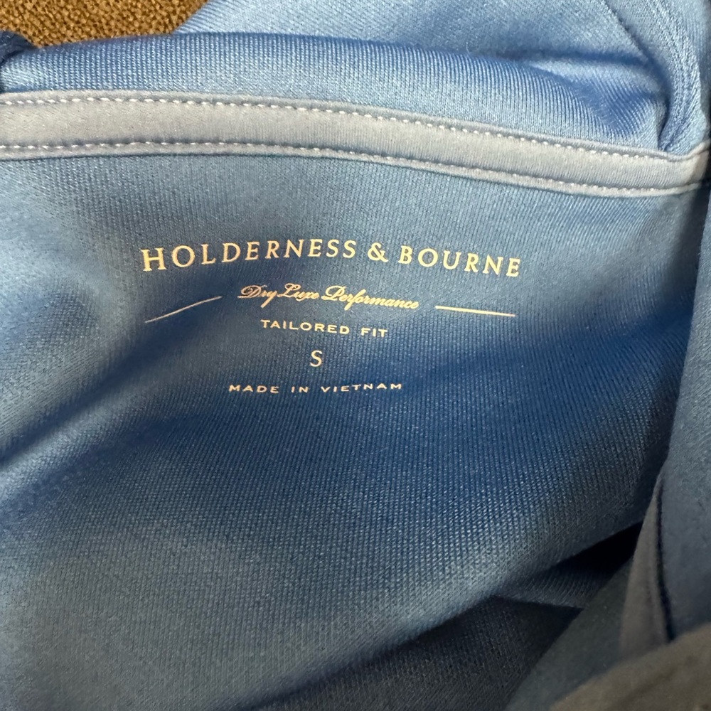 Tilley Blue Performance Hoodie Quarter Zip - Picture 5 of 11